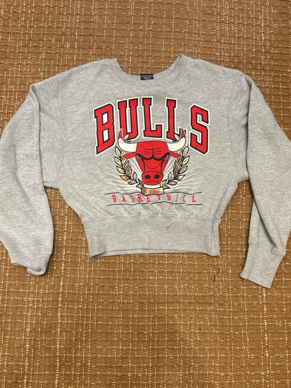 NBA Chicago Bulls Gray Crewneck with Red Logo
